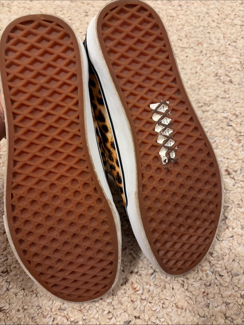 Vans Leopard Print Low-Top Sneakers with Black Suede Panels - Picture 3 of 4